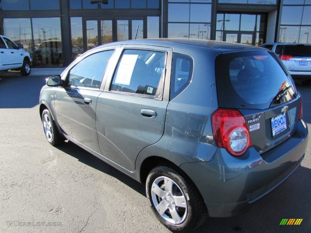 2010 Aveo Aveo5 LS - Medium Gray / Charcoal photo #3