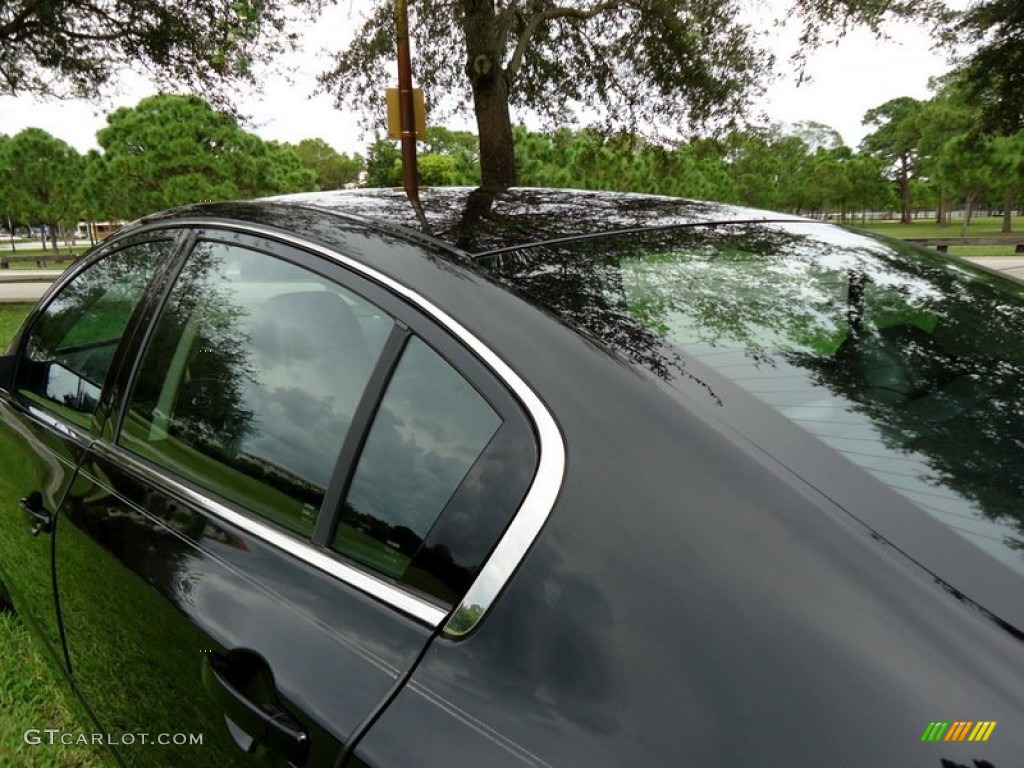 2009 Altima 2.5 SL - Super Black / Charcoal photo #21