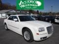Cool Vanilla White - 300 Touring Photo No. 1