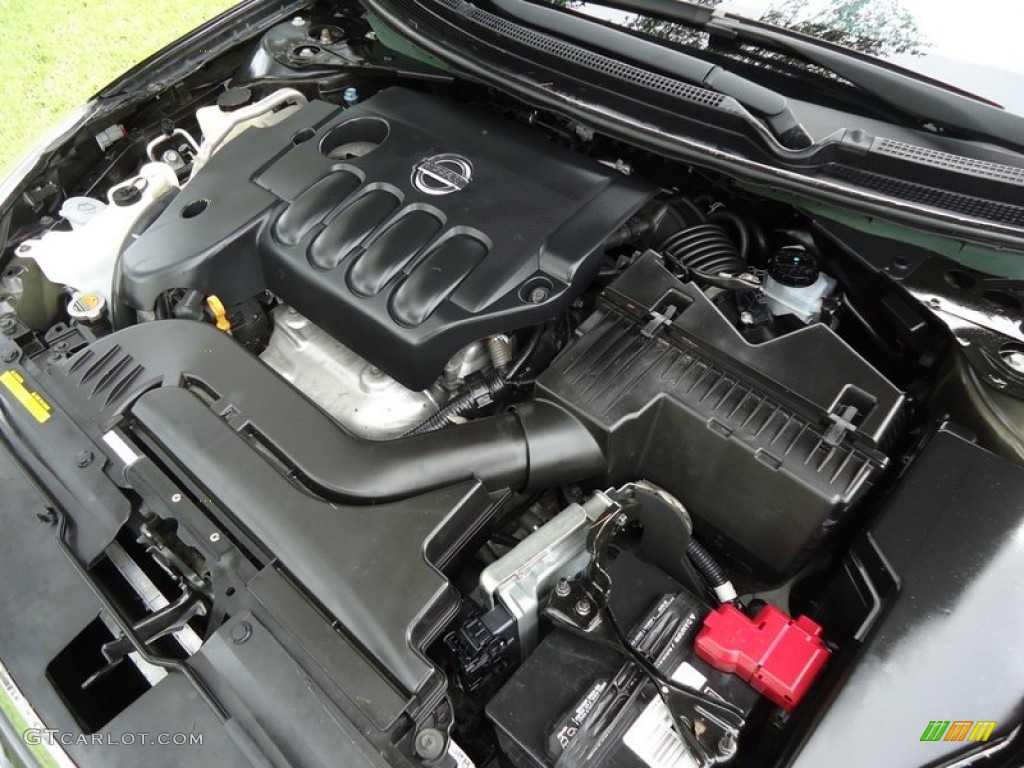 2009 Nissan Altima 2.5 SL Engine Photos