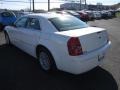 Cool Vanilla White - 300 Touring Photo No. 5
