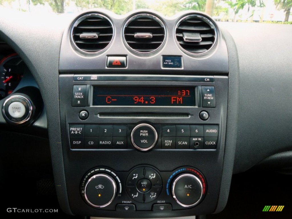 2009 Nissan Altima 2.5 SL Controls Photo #72588000