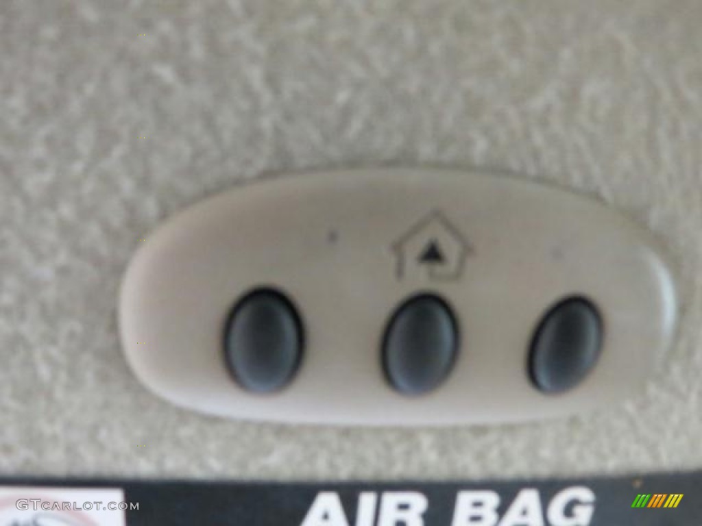 2001 QX4  - Tuscan Beige Metallic / Stone Beige photo #18