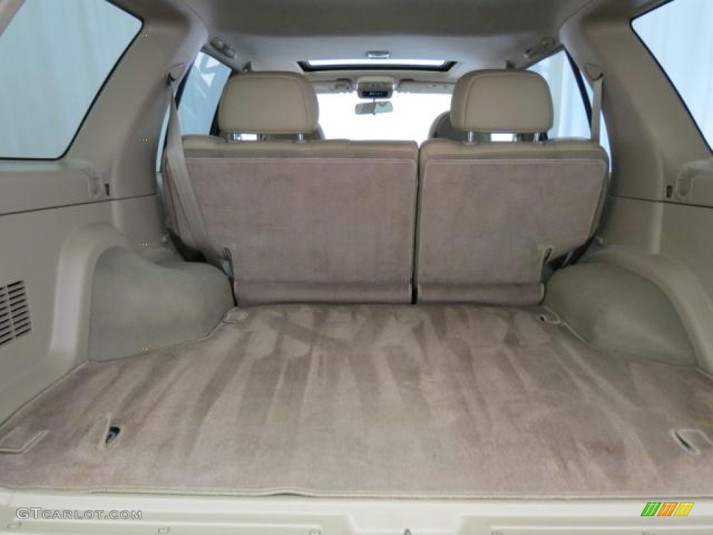2001 QX4  - Tuscan Beige Metallic / Stone Beige photo #26