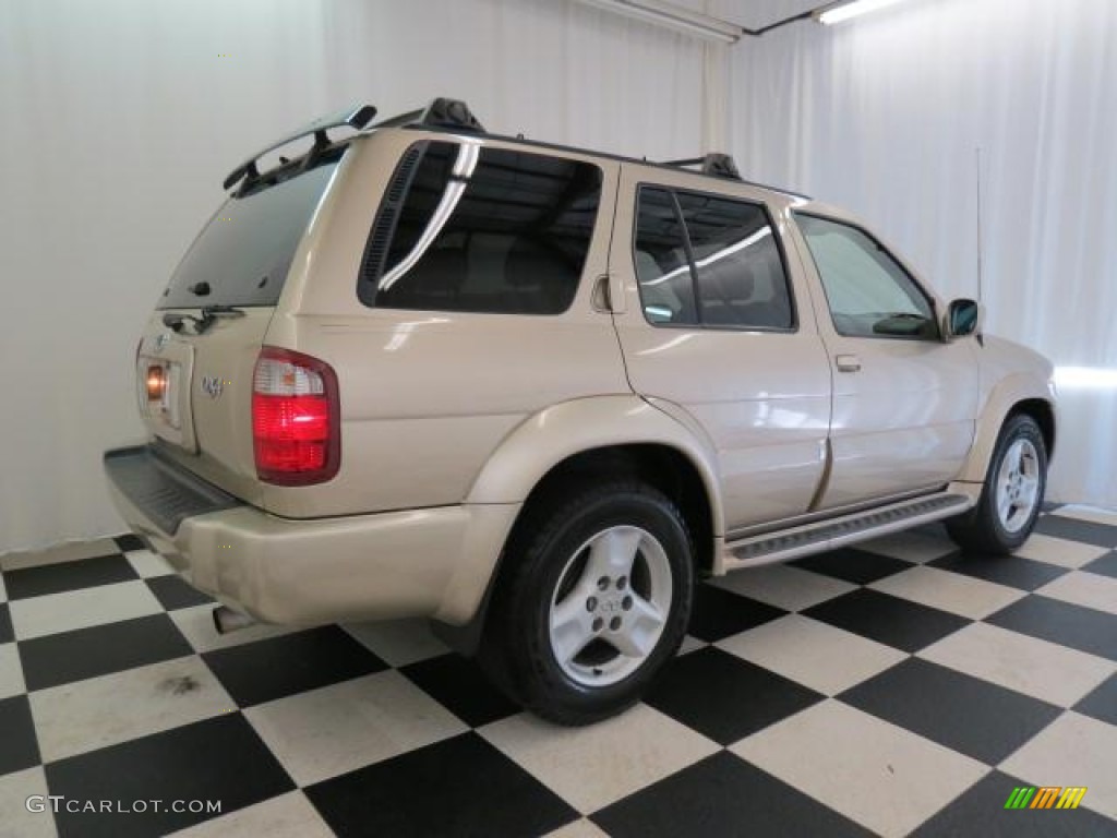 2001 QX4  - Tuscan Beige Metallic / Stone Beige photo #28