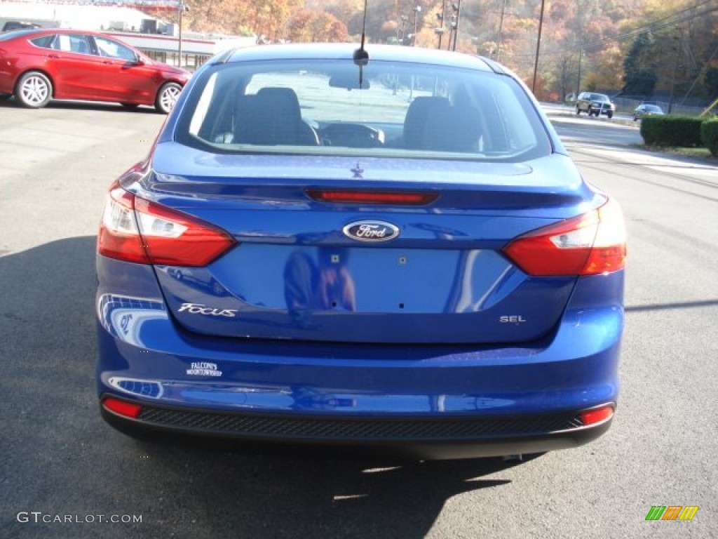 2012 Focus SEL Sedan - Sonic Blue Metallic / Charcoal Black photo #7