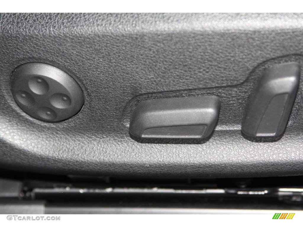 2012 Audi A7 3.0T quattro Premium Controls Photo #72589992