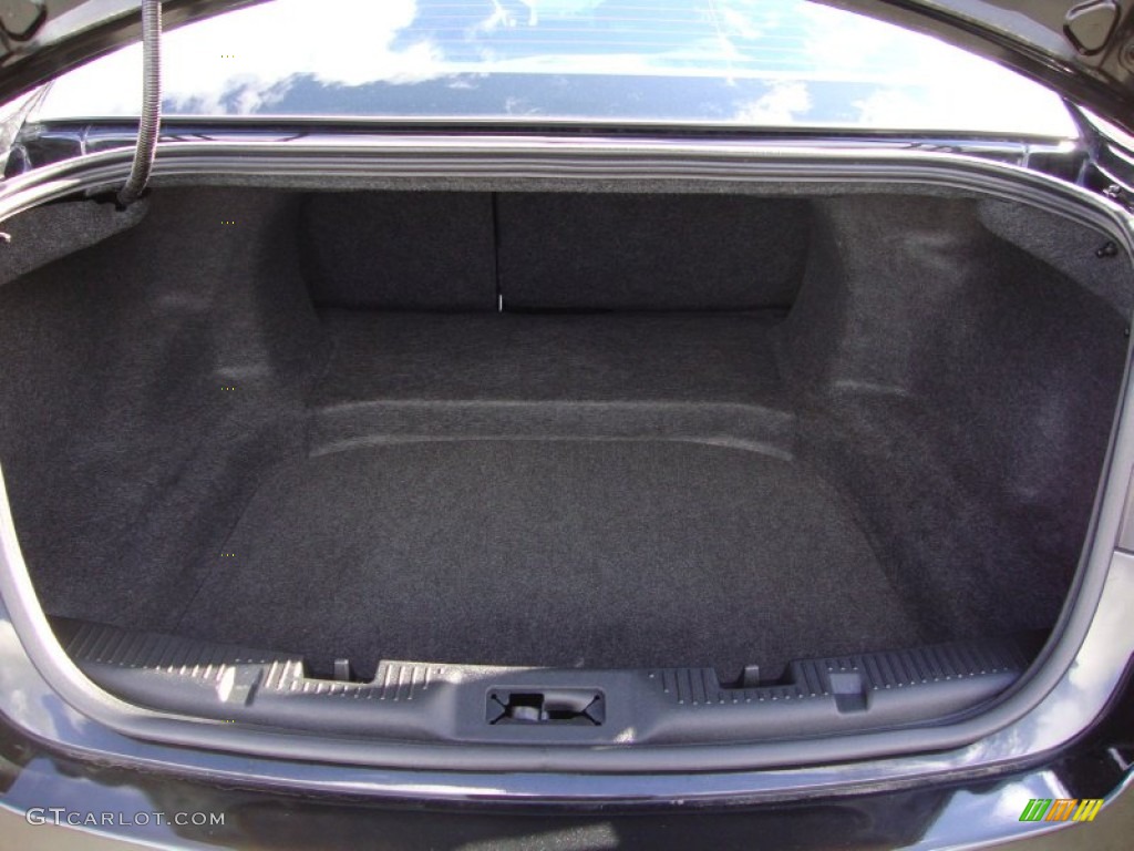 2011 Ford Taurus SEL Trunk Photo #72590919