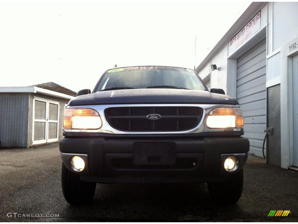 2000 Explorer XLT 4x4 - Medium Wedgewood Blue Metallic / Medium Prairie Tan photo #2
