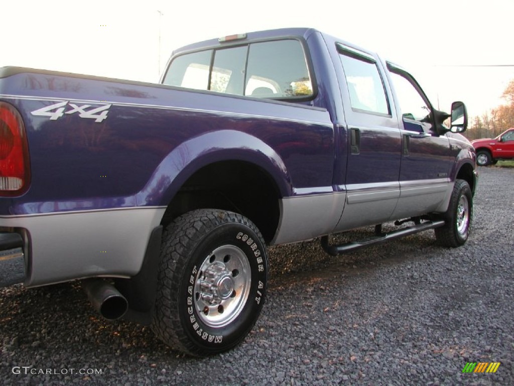 2003 F250 Super Duty XLT Crew Cab 4x4 - Sonic Blue Metallic / Medium Flint Grey photo #25