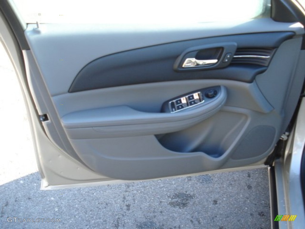 2013 Malibu LS - Champagne Silver Metallic / Jet Black/Titanium photo #12