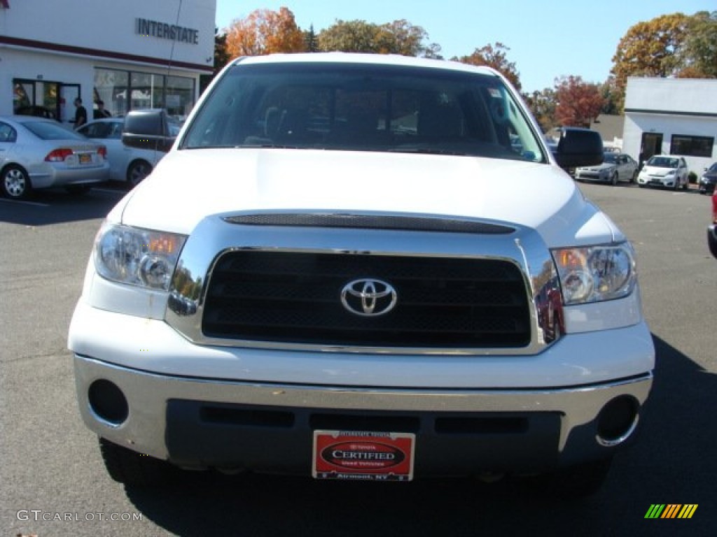 2008 Tundra SR5 Double Cab 4x4 - Super White / Graphite Gray photo #2