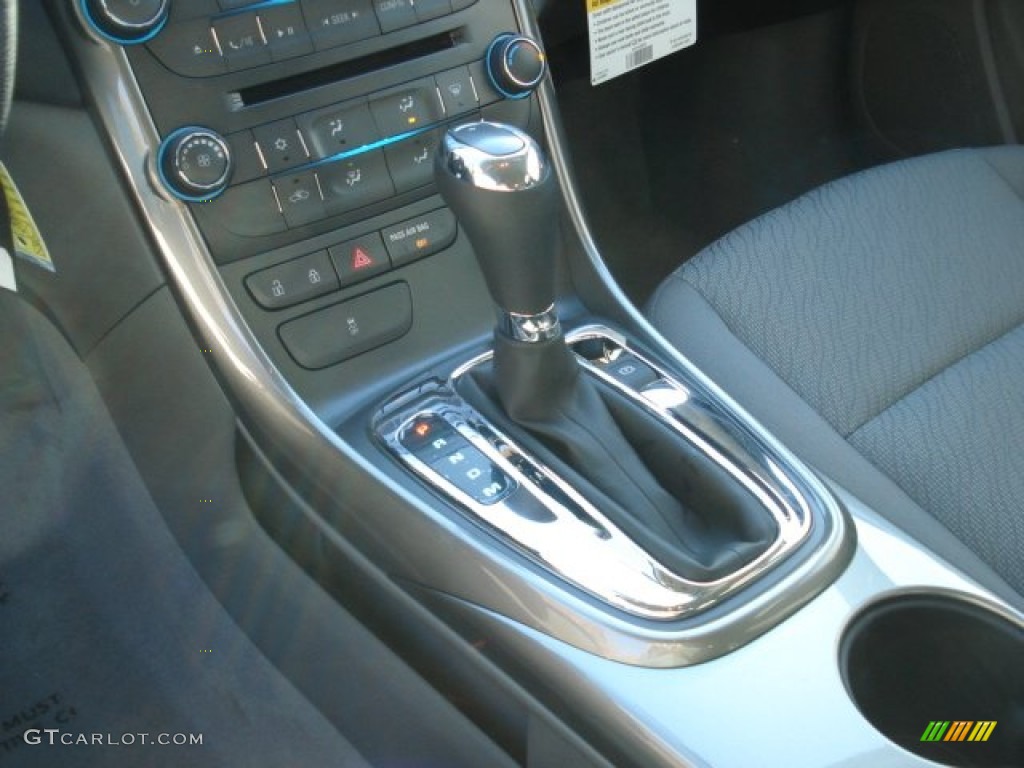 2013 Malibu LS - Champagne Silver Metallic / Jet Black/Titanium photo #17