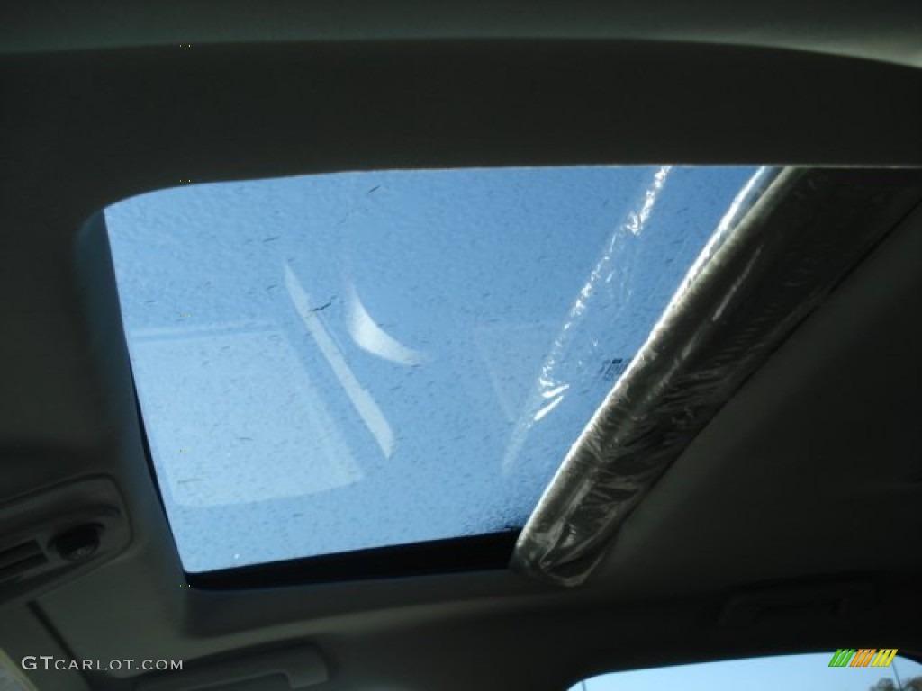 2013 Equinox LT AWD - Crystal Red Tintcoat / Jet Black photo #15