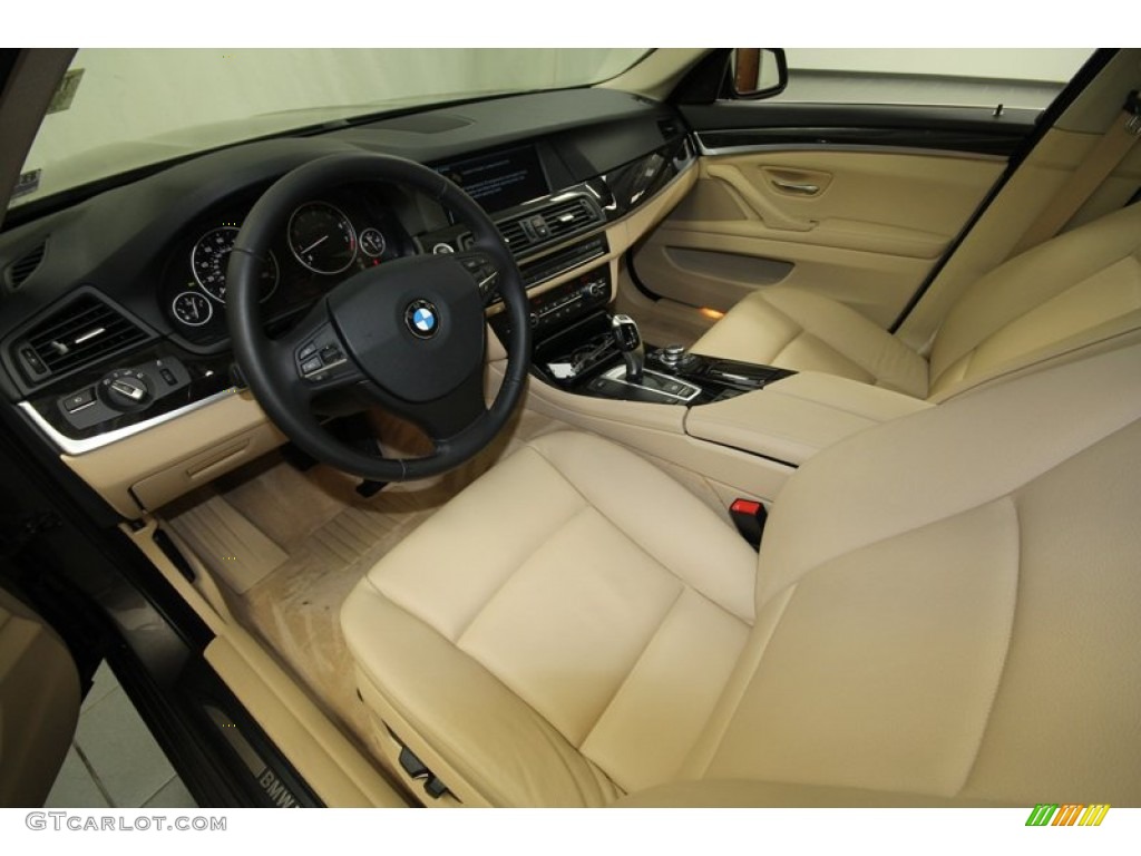 Venetian Beige Interior 2011 BMW 5 Series 535i Sedan Photo #72598496