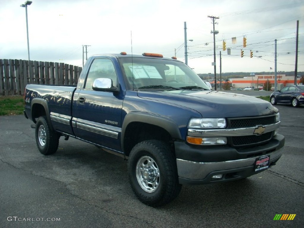 2002 Silverado 2500 LS Regular Cab 4x4 - Indigo Blue Metallic / Graphite photo #16
