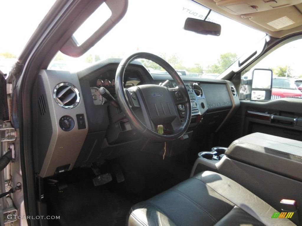 2009 F250 Super Duty Lariat Crew Cab 4x4 - Brilliant Silver Metallic / Ebony Leather photo #12