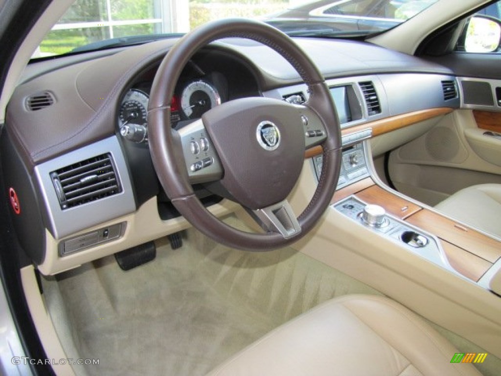 Barley Interior 2010 Jaguar XF Sport Sedan Photo #72602972