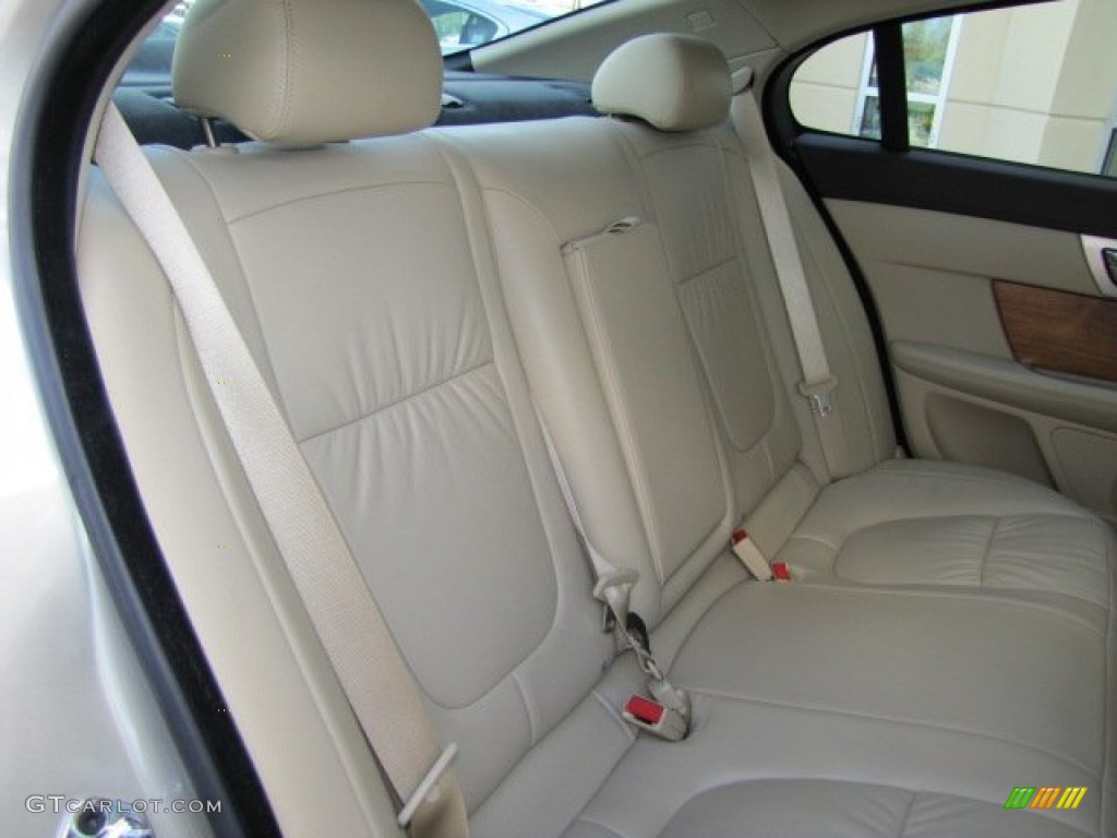 Barley Interior 2010 Jaguar XF Sport Sedan Photo #72603260