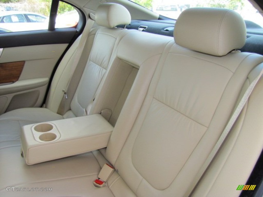 2010 XF Sport Sedan - Cashmere Gold Metallic / Barley photo #27