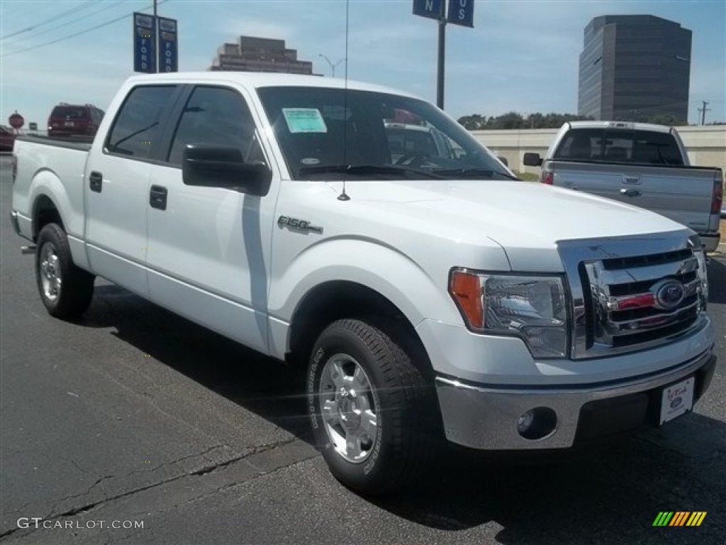 2012 F150 XLT SuperCrew - Oxford White / Steel Gray photo #1