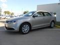 Moonrock Silver Metallic - Jetta SE Sedan Photo No. 3