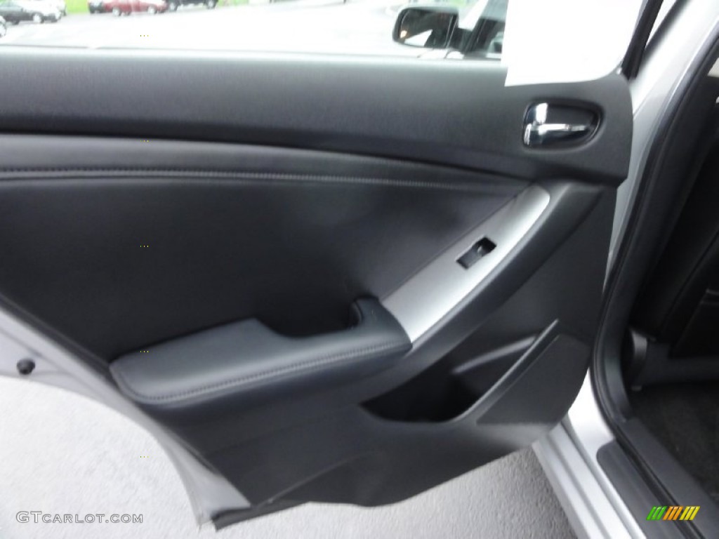 2010 Nissan Altima 2.5 SL Charcoal Door Panel Photo #72611858