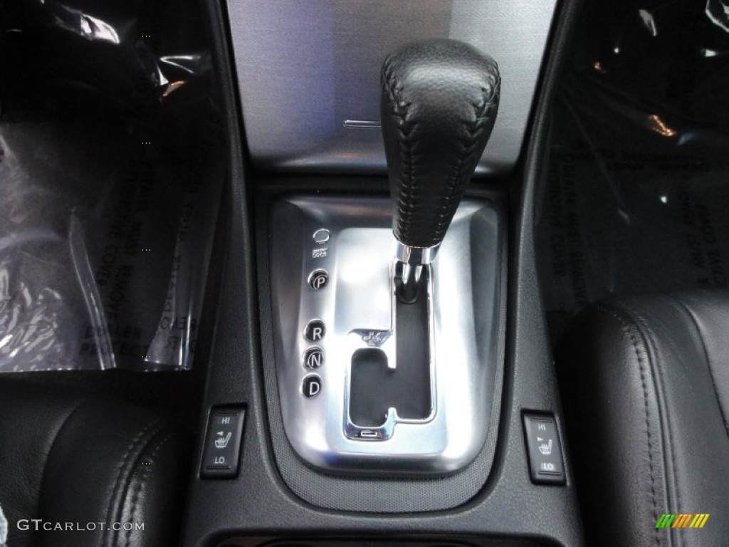 2010 Nissan Altima 2.5 SL Transmission Photos
