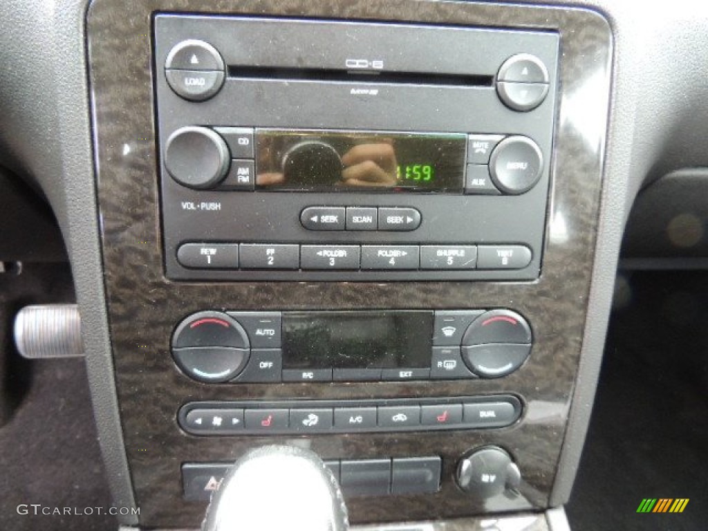 2007 Montego Premier - Black / Charcoal photo #22