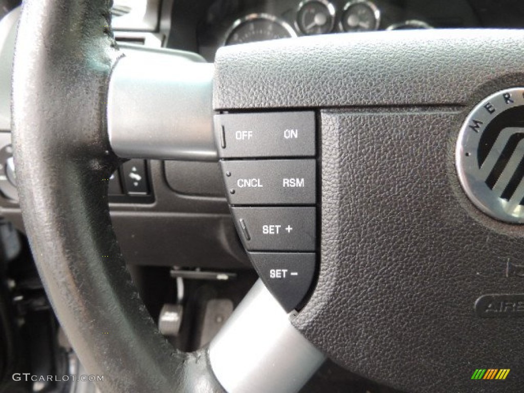 2007 Montego Premier - Black / Charcoal photo #25