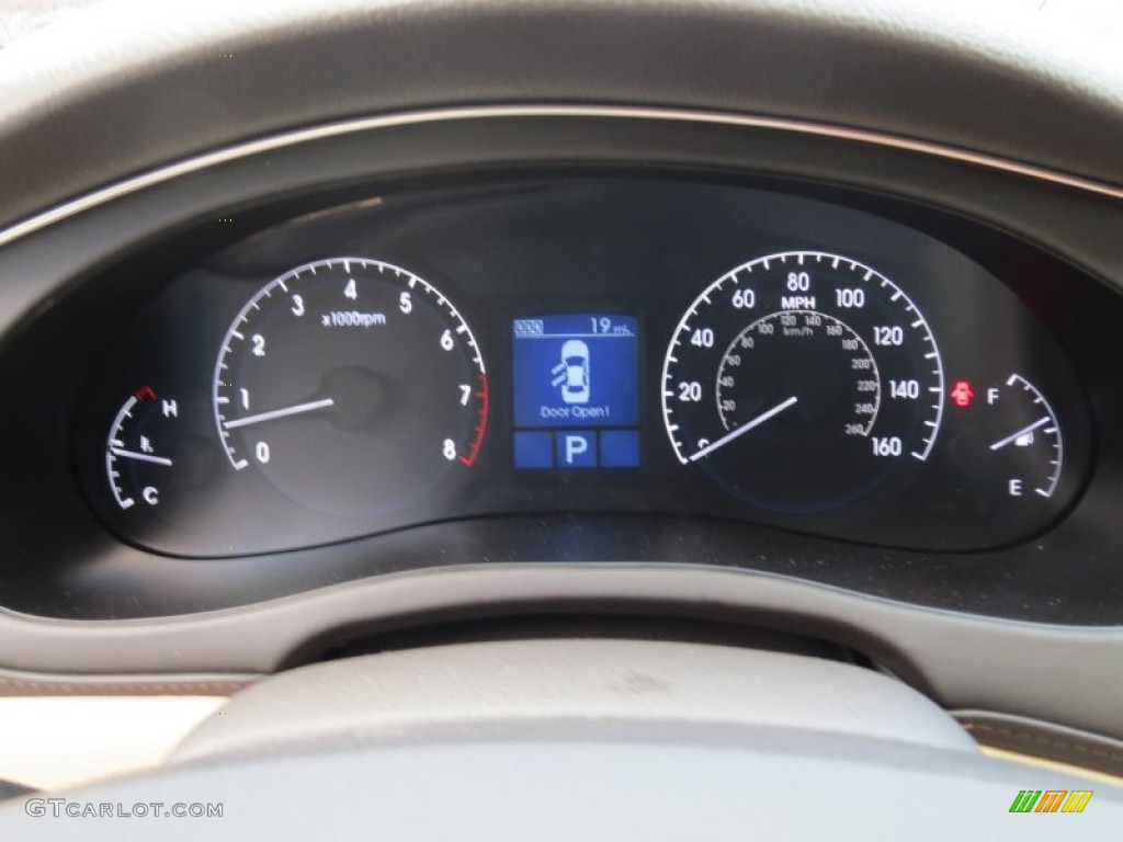 2013 Hyundai Genesis 3.8 Sedan Gauges Photo #72615002