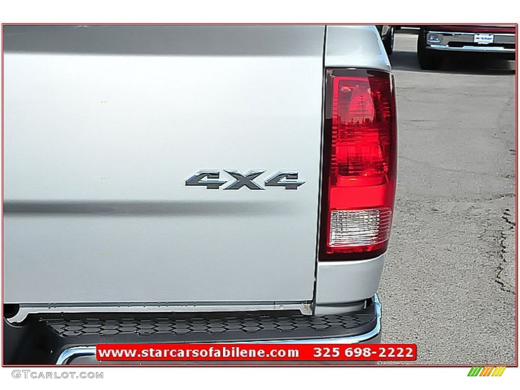 2013 1500 Big Horn Quad Cab 4x4 - Bright Silver Metallic / Black/Diesel Gray photo #6