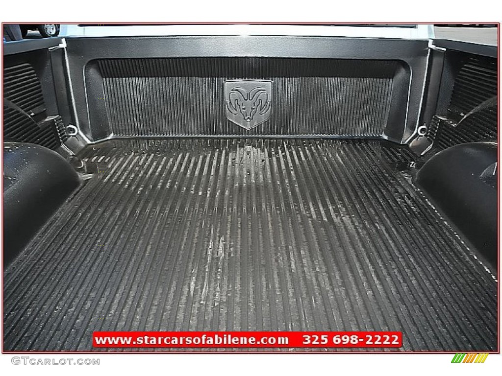 2013 1500 Big Horn Quad Cab 4x4 - Bright Silver Metallic / Black/Diesel Gray photo #8