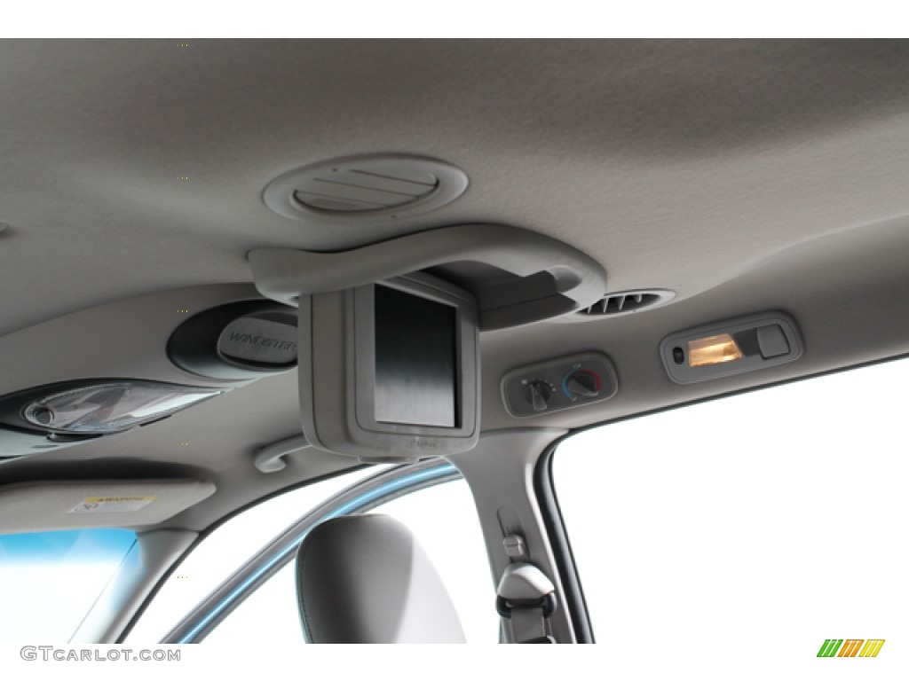 2003 Windstar SEL - Light Sapphire Blue Metallic / Medium Graphite photo #21