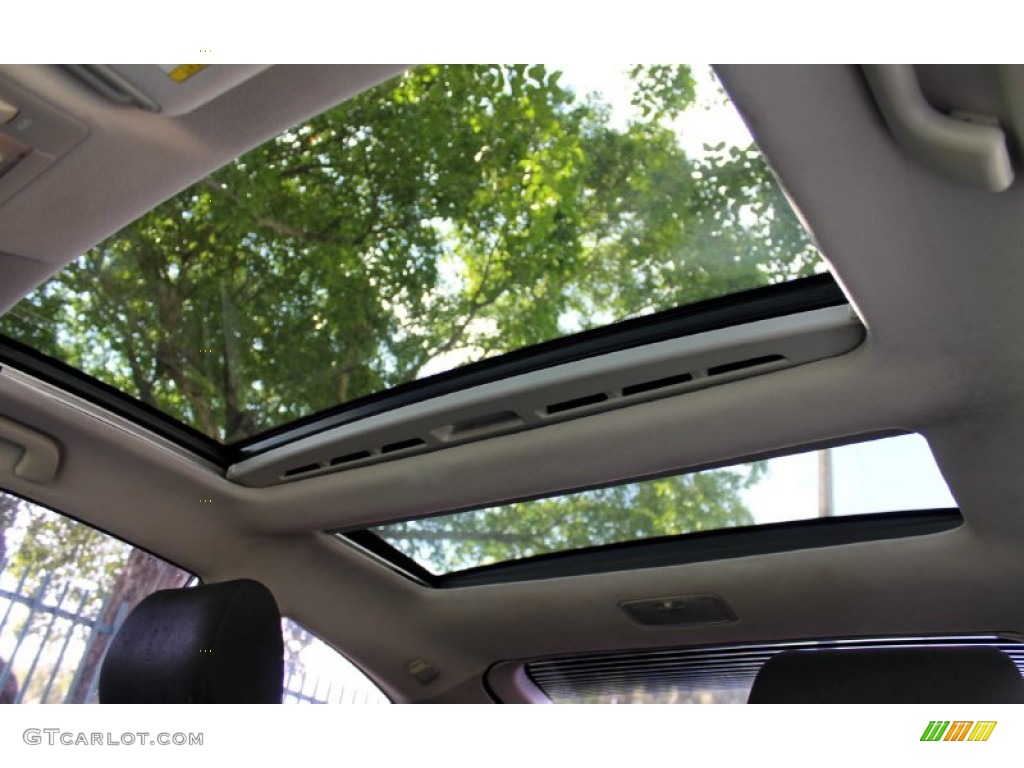 2007 Scion tC Standard tC Model Sunroof Photo #72620192