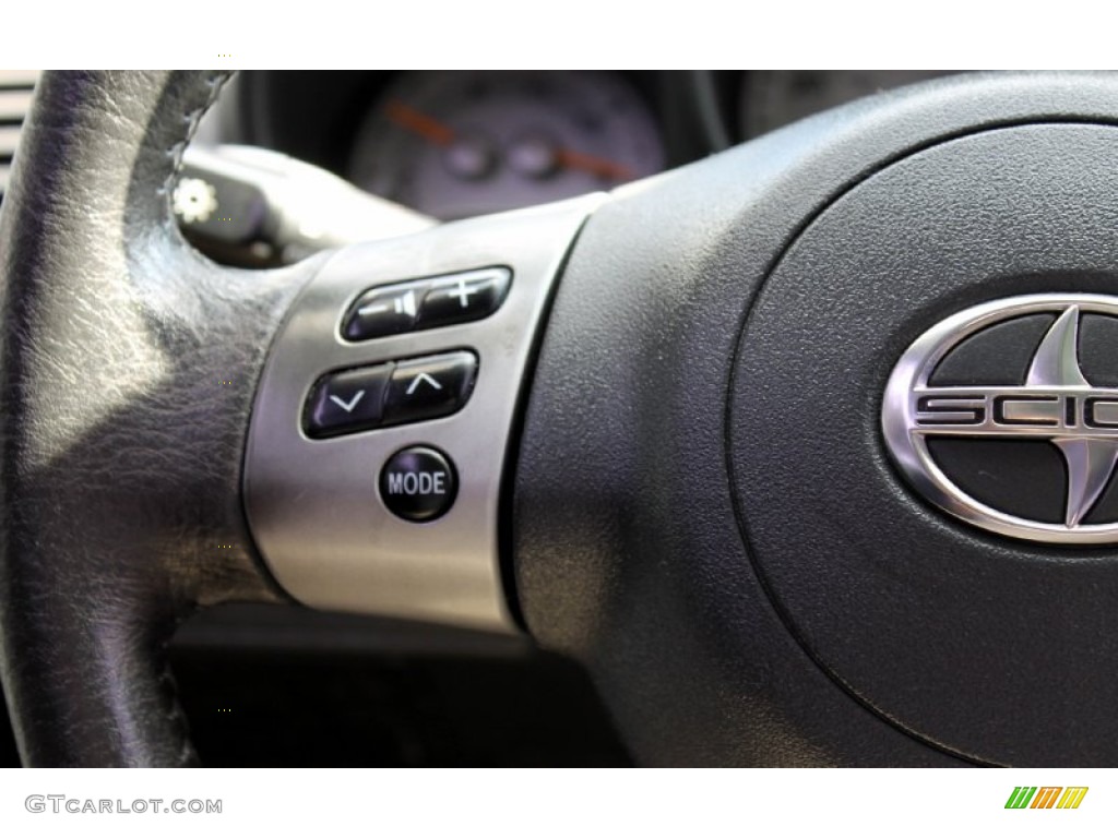 2007 Scion tC Standard tC Model Controls Photo #72620255
