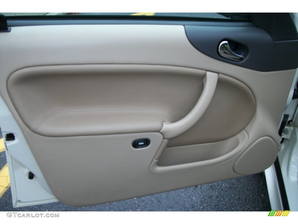 2002 Saab 9-3 SE Sedan Sand Beige Door Panel Photo #72623588