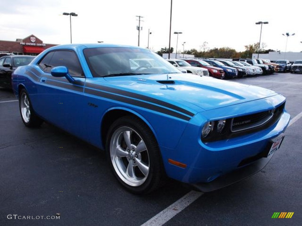B5 Blue Pearlcoat 2010 Dodge Challenger R/T Classic Exterior Photo #72623720