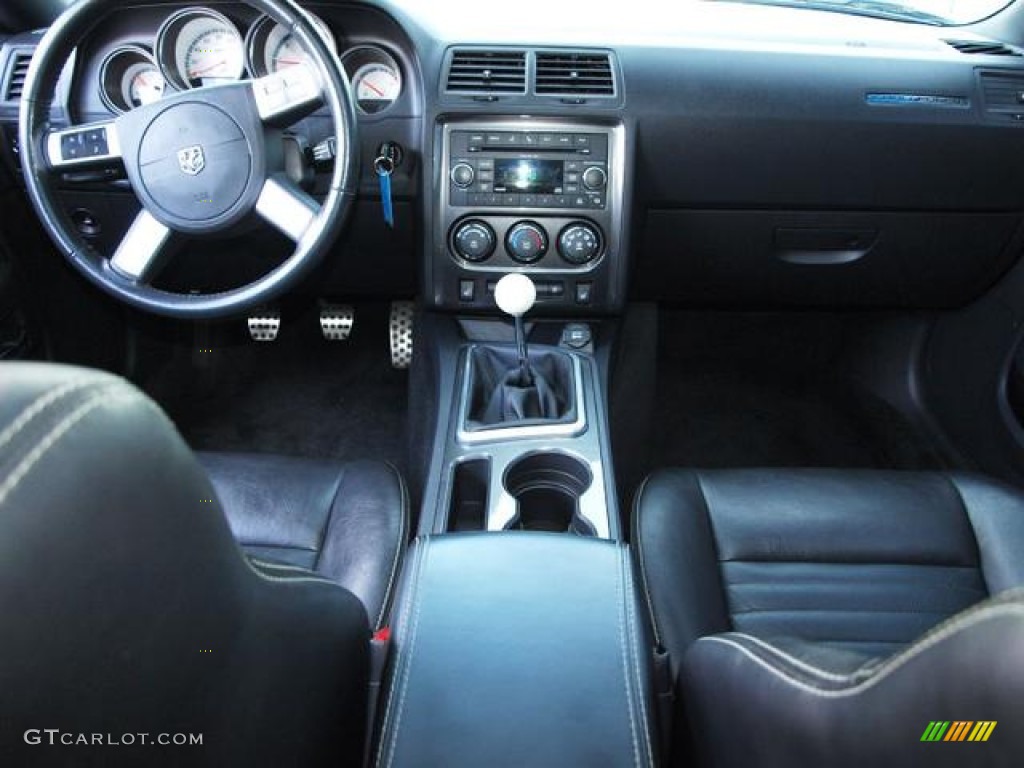 2010 Dodge Challenger R/T Classic Dark Slate Gray Dashboard Photo #72623879