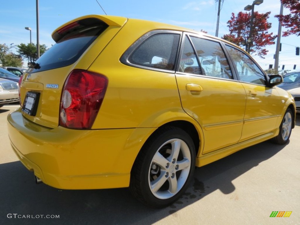 2003 Protege 5 Wagon - Vivid Yellow / Off Black photo #3