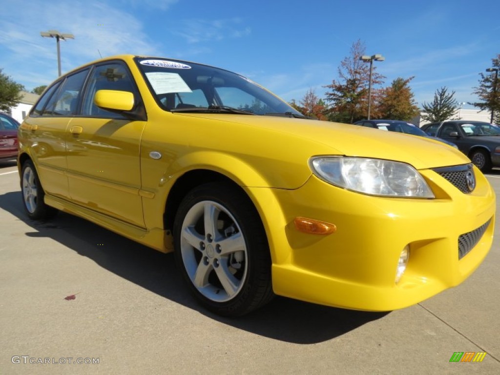 2003 Protege 5 Wagon - Vivid Yellow / Off Black photo #4