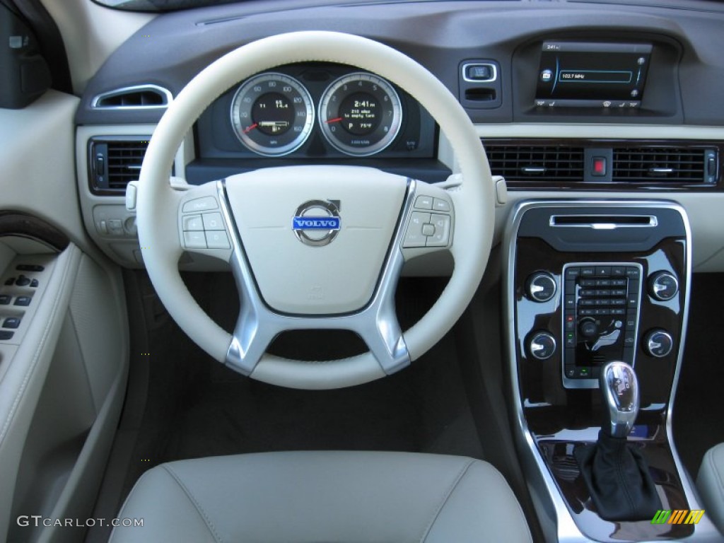 2013 Volvo S80 3.2 Soft Beige/Anthracite Dashboard Photo #72625484