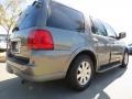 2004 Mineral Grey Metallic Lincoln Navigator Luxury  photo #3