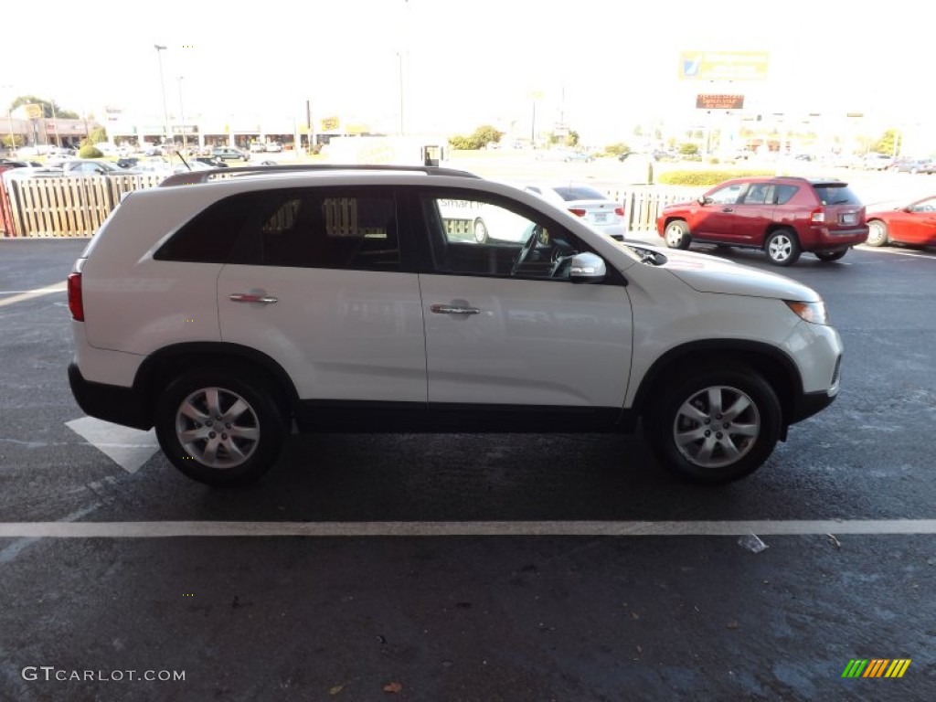 2012 Sorento LX V6 - Snow White Pearl / Black photo #6