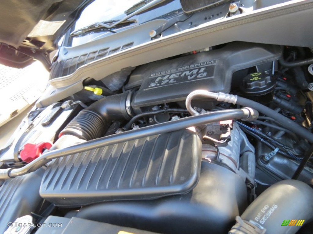 2005 Dodge Durango Limited Engine Photos