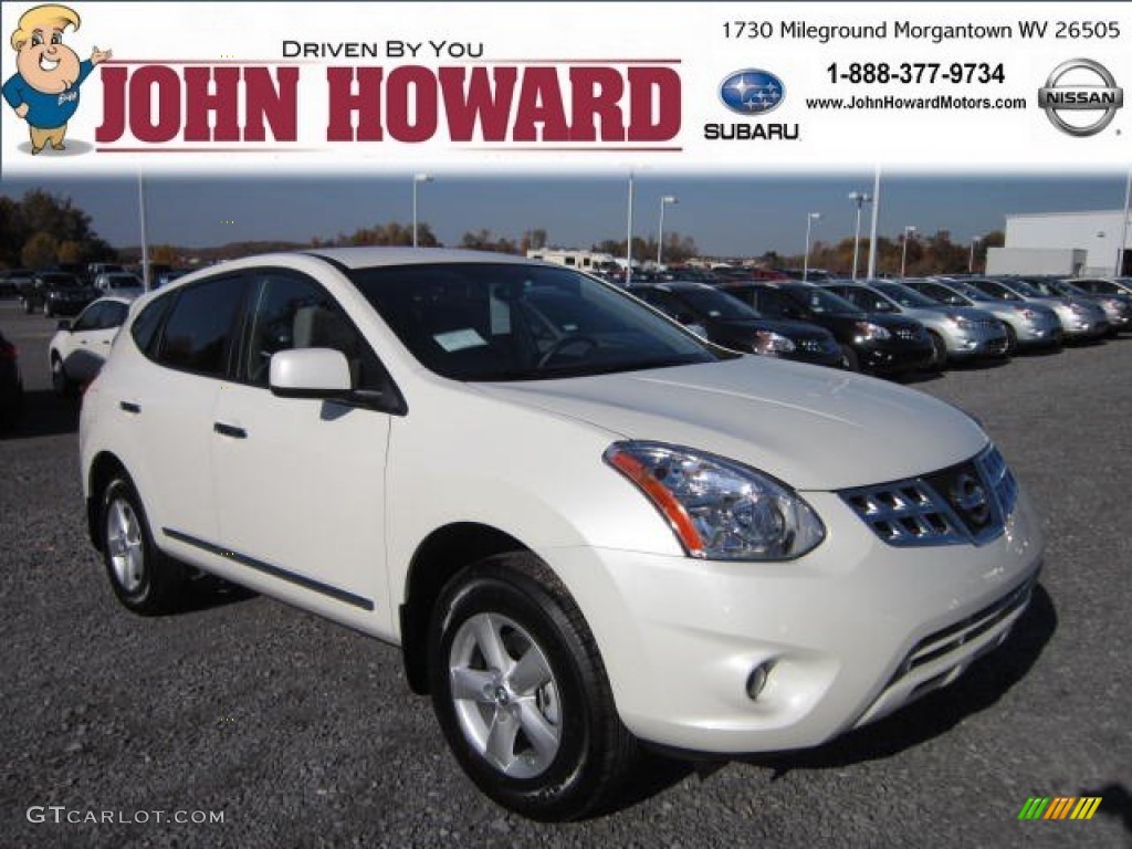 2013 Rogue S Special Edition AWD - Pearl White / Gray photo #1