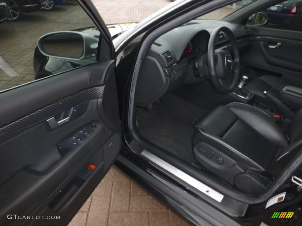 Black Interior 2007 Audi RS4 4.2 quattro Sedan Photo #72629630