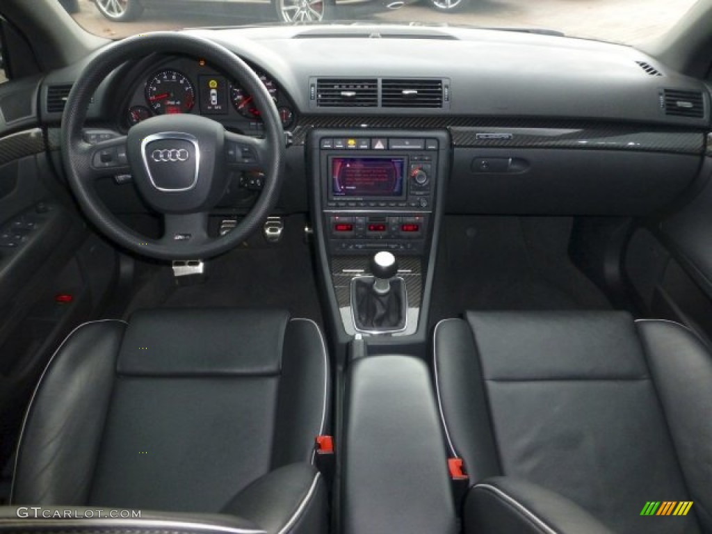 2007 Audi RS4 4.2 quattro Sedan Black Dashboard Photo #72629696