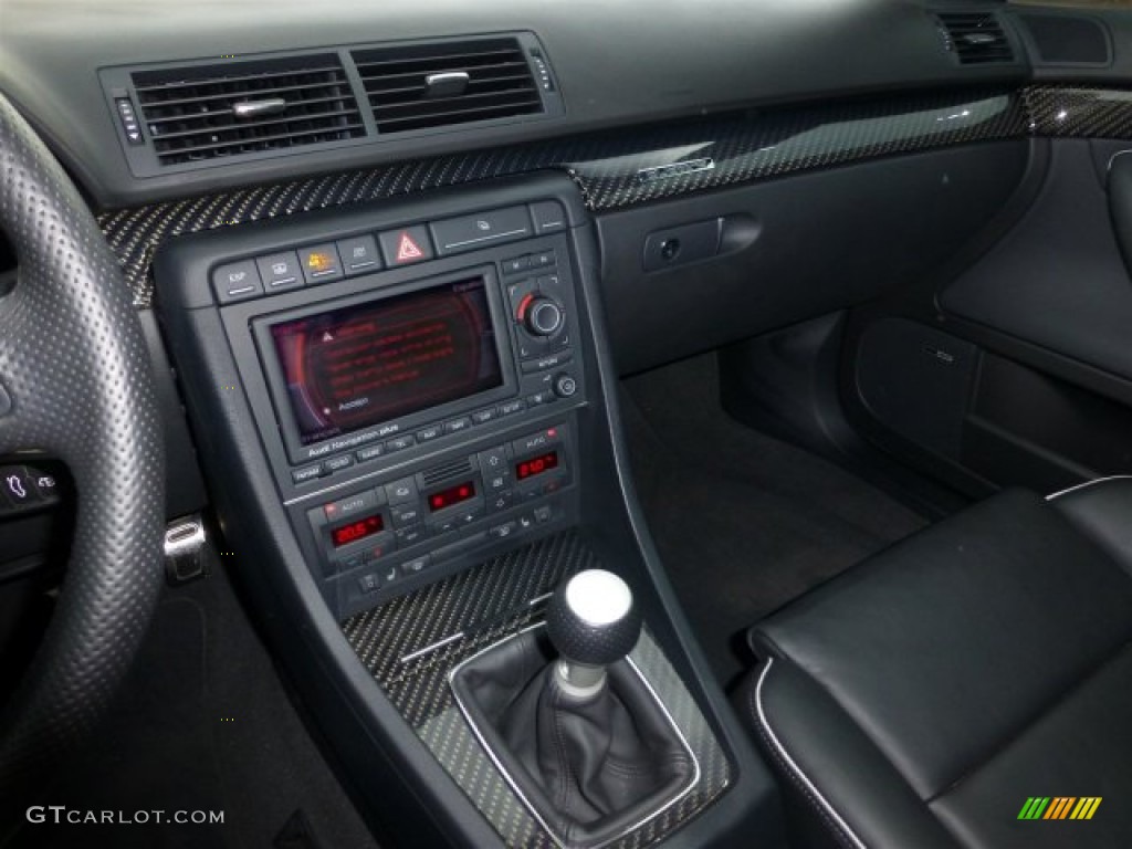 2007 Audi RS4 4.2 quattro Sedan Controls Photo #72629822