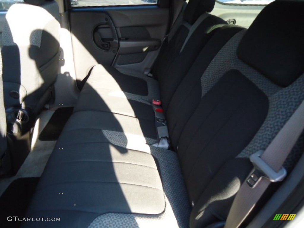 2005 Aztek  - Liquid Silver Metallic / Dark Gray photo #5